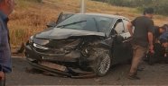 Elazığ'da otomobiller çarpıştı: 1 ölü 9 yaralı