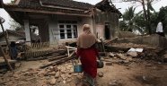 Endonezya'daki depremde 6 kişi öldü