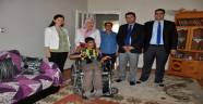 Fetullah Özkan'a Tekerlekli Sandalye Hediye Edildi