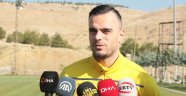 Erkan Kaş'tan şampiyonluk mesajı