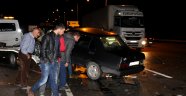 Erzincan'da iki otomobil çarpıştı: 1 ölü 2 yaralı