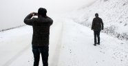 Erzurum'da lapa lapa kar ve tipi