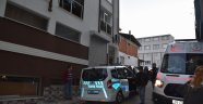 Eşinin cansız bedeniyle 2 gün yaşadı