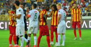 Evkur Yeni Malatyaspor: 0 - Atiker Konyaspor: 1 (İlk yarı)