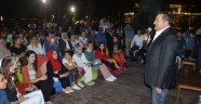 Fendoğlu gençlerle sohbet etti