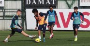 Fenerbahçe'de hazırlıklar sürüyor