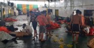 Filipinler'de yanan vapurdan 245 kişi kurtarıldı 3 kişi öldü