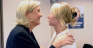 Fransa'da aşırı sağın lideri Le Pen'e 300 bin euro'luk AP borcu