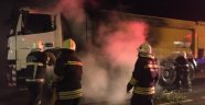 Fren balatası ısınan kamyon yandı