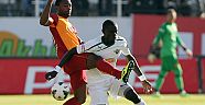 Galatasaray Akhisar Belediyespor'a 2-1 Yenildi