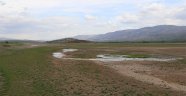 Göl, sular çekilince ovaya dönüştü