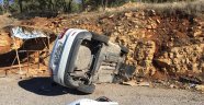 Gölbaşı'nda otomobil şarampole yuvarlandı: 2 Yaralı