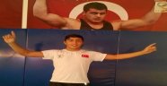 Güreşte Samet Güzel Türkiye Birincisi Oldu