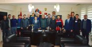 Güroymaklı öğretmenler basketbol ve voleybol takımları Bitlis il birincisi oldu