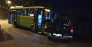 Halk otobüsü ile kamyonet kafa kafaya çarpıştı: 2 yaralı