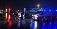 Halk otobüsü ile otomobil çarpıştı: 2'si çocuk 4 yaralı