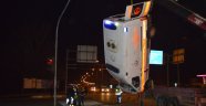 Hasta taşıyan ambulans otomobille çarpıştı: 1 ölü 9 yaralı
