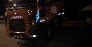 Havalandırma boşluğuna düşen kedi kurtarıldı