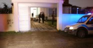Hayatından endişe edilen şahıs, evin önüne gelen ekiplere ateş açtı