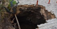 Hayrabolu'da çöken yol korkuttu