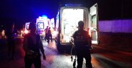 İki otomobil kafa kafaya çarpıştı: 8 yaralı