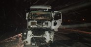 İki tır çarpıştı: 2 kişi yaralandı