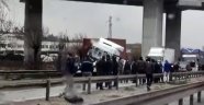 İki tır çarpıştı kilometrelerce araç kuyruğu oluştu