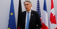 İngiltere Maliye Bakanı Hammond istifa etti