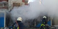İnşaat alanında çıkan yangın itfaiyeyi alarma geçirdi