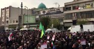 İran'da devrime bağlılık gösterisi