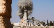 IŞİD, Palmira'daki tapınağın patlatılma fotoğraflarını yayınladı