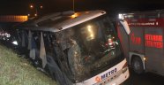 İstanbul'da otobüs devrildi: 2 ölü 21 yaralı