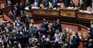 İtalya'da hükümet Senato'dan güvenoyu aldı