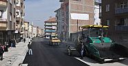 KALDIRIM VE ASFALTLAMA ÇALIŞMALARI DEVAM EDİYOR