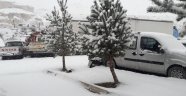 Kar yağışı Gürün'ü beyaza bürüdü