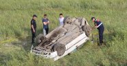 Karaman'da otomobil tarlaya uçtu: 1 ölü, 5 yaralı