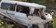 Kastamonu'da araç şarampole devrildi: 1 ölü, 1 yaralı