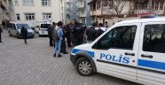 Kavgayı ayırmak isterken bıçaklanan öğrenci hayatını kaybetti