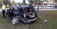 Kavşakta tır ile otomobil çarpıştı: 2 yaralı