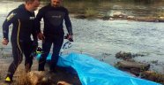 Kızılırmak'a atlayan genç boğuldu