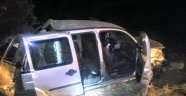 Kontrolden çıkan araç takla attı: 3 yaralı