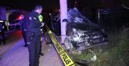 Kontrolden çıkan otomobil elektrik direğine çarparak durabildi: 1 ölü