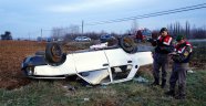 Kontrolden çıkan otomobil tarlaya uçtu: 1 yaralı