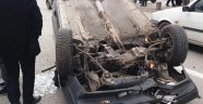 Konya'da ağaca çarpan otomobil devrildi: 1 yaralı