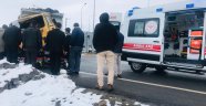 Konya'da kamyonla tır çarpıştı: 1 yaralı