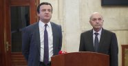 Kosova'da koalisyon hükümeti anlaşma imzaladı
