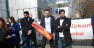 Kosova'da Sırp ürünlerine yüzde 100'lük gümrük vergisi protestosu