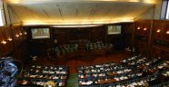 Kosova Meclisi'nden ordunun kurulmasına yeşil ışık