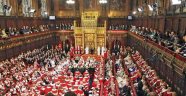 Lordlar Kamarası 'anlaşmasız Brexit'in önüne geçen yasa tasarısını onayladı