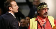 Macron: "Ben de bir Sarı Yelekliyim"